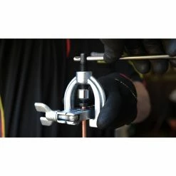 Brand new 👏 Toledo Double Lap Flaring Tool And Tube Cutter 👏 -Alemlube - shop SCA 540773 01 hi res